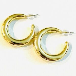 Gold Chunky hoop earrings